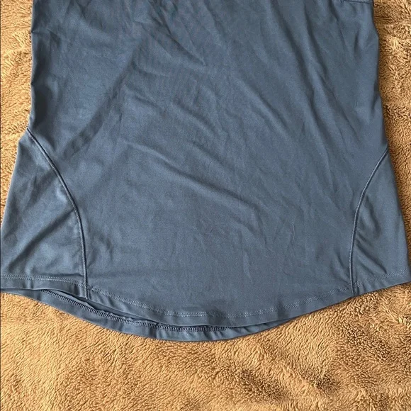 Under Armour Women's Blue Tank Top - Picture 3 of 5